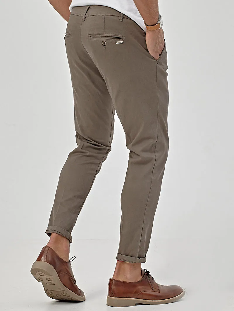 GABARDIN CASUAL PANTS IN MUD